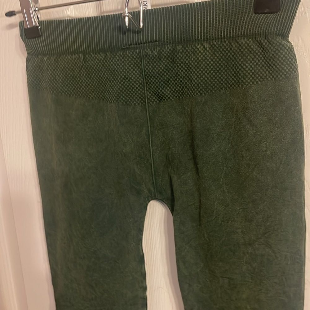 NikiBiki Leggings Small NWOT - Picture 6 of 9